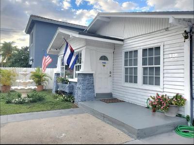 B4 Best Value on Private Bedroom with Private Bathroom in Little Havana, Miami