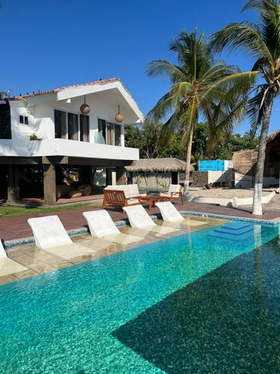 The rooftop Beach & club