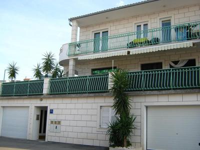 Apartments Golden