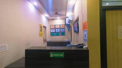 Hotel Luxury Inn Adarsh Nagar Metro Pillar No 100