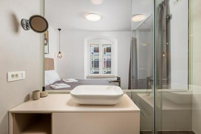 Apartment Wow