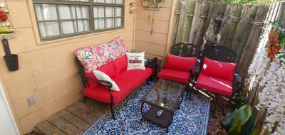 Posh 2 King Bed Townhouse Near Downtown and Tybee