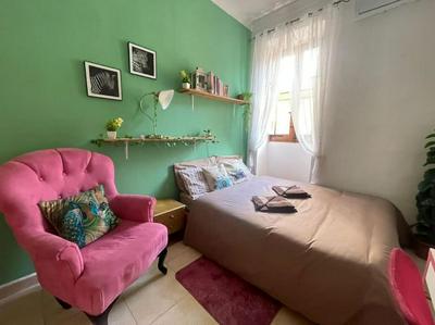 Cool - 2 Minutes From Sea