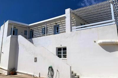 Alkyoni Parasporos holiday home