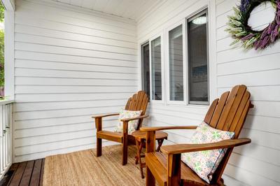 Retro Cottage, Hot Tub, Putting Green, walk to all
