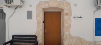 La Grotta