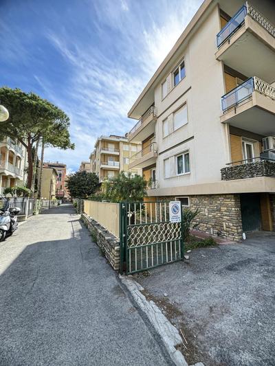 Casa Febo, in centro con parcheggio privato a 200 mt dal mare