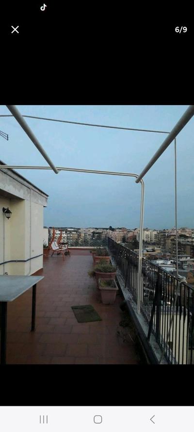Stanza in superattico, terrazzato, luminoso, accogliente, bagno privato