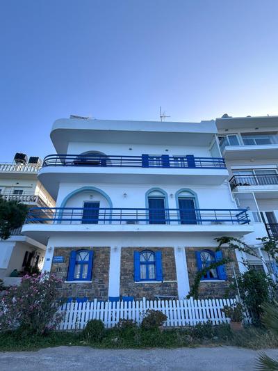 Sea-front Cozy Apartment