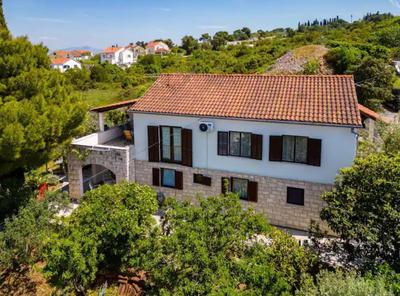 Holiday Home Aria