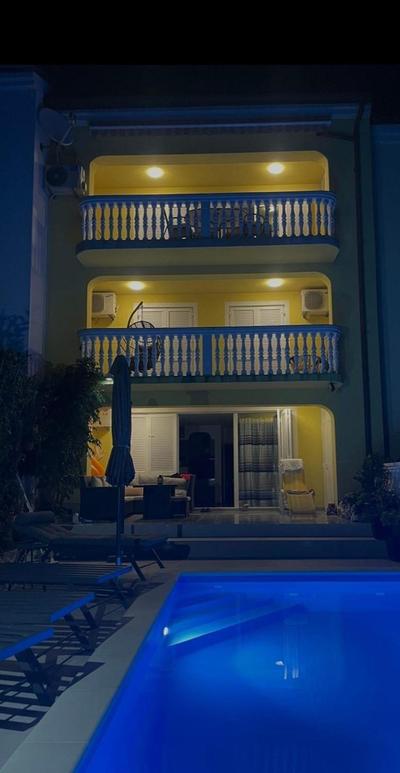 Ferienapartment in Strandnähe, mit Balkon und Meerblick