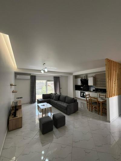 Jolie Apartment