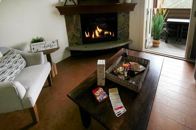 Marvellous Mountain Condo Pool & Hot Tub