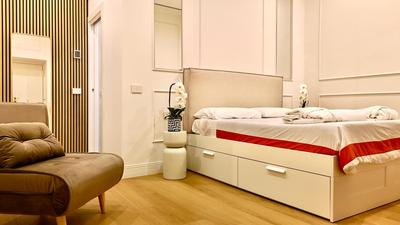 Raffaella Home