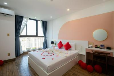 FIRST Studio Hotel Da Nang