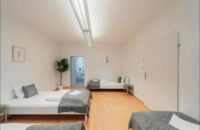 Souterrain Apartment