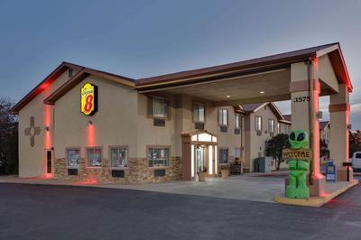 Super 8 by Wyndham Roswell, Photo 2