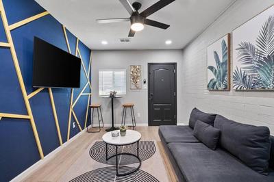 12 Minutes From Downtown Phoenix - 1 Bedroom #B