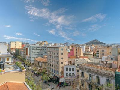 Top-Floor Athens Studio with Stunning Views of the Parthenon