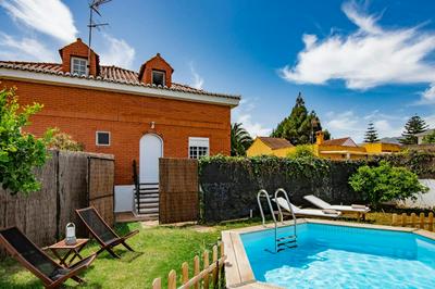 Villa Los Almendros