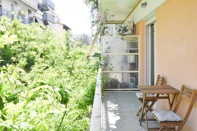 Elegant apartment in koukaki.