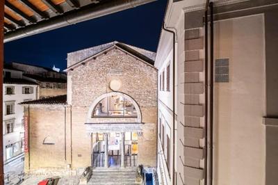 Unique Loft San Pancrazio with wifi air-conditioning and netflix