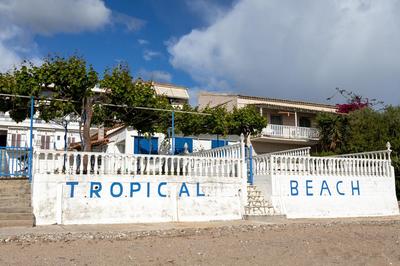 Tropical Beach "Amphitrite"