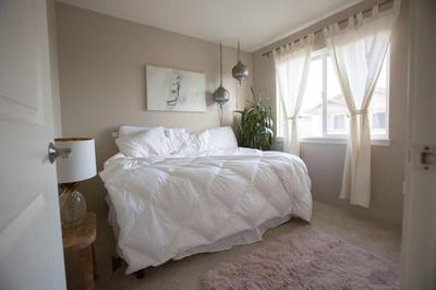 Golf Course View Home- 2 Bed and 2.5 Bathrooms