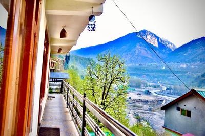 Manali Mist