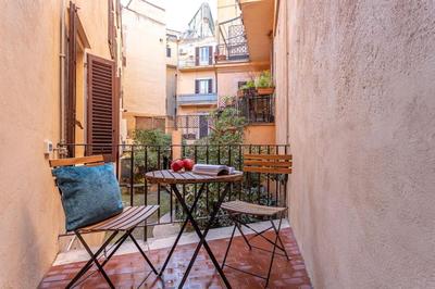 18 Ciancaleoni House