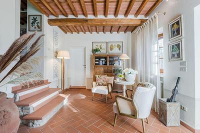Grumo Farmhouse with Private Pool and View near Lucca
