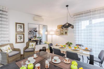 Lavinia, 3 Bedrooms Apartment with Terrace Lucca