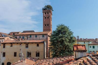 Casa Grey, Lucca 2 bedrooms 2 bathrooms
