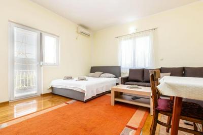 Rural apartment Radman