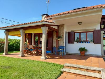 Acogedor chalet cerca de Baltar