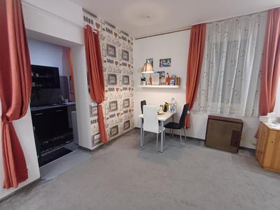 Apartment42