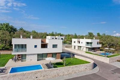 Designvilla Mit Dachterrasse Und Panoramablick