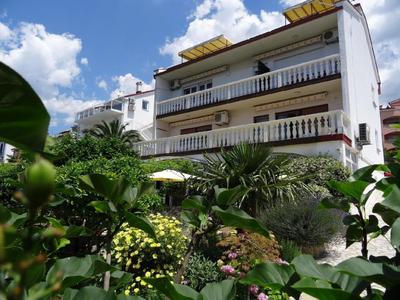 Ideale Ferienwohnung in Crikvenica mit Garten, Terrasse und Grill
