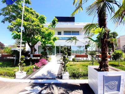 Vila Roxy on the beach