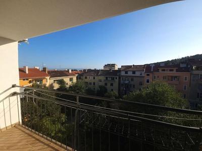 Central Apartment Split