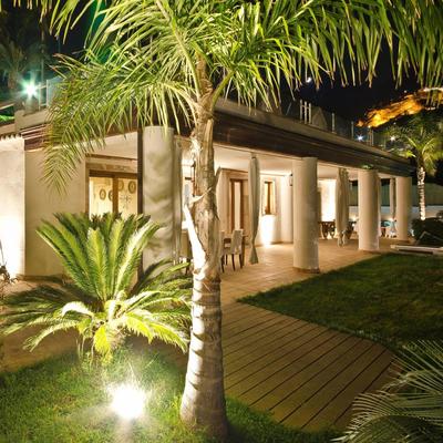 Villa mit 3 Schlafzimmern mit herrlichem Meerblick und Jacuzzi