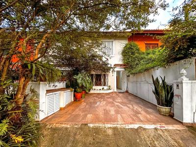 Casa c Wi-Fi e ótima localização em Pinheiros SP