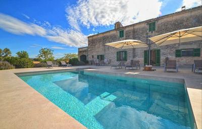 Nettes Ferienhaus in Ses Cadenes mit Privatem Pool