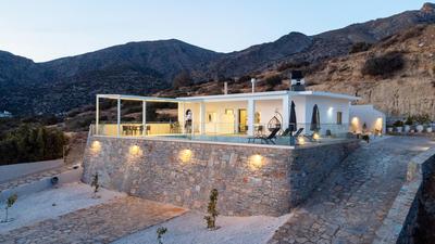 Zoe' Sense Seaside Pool Villa