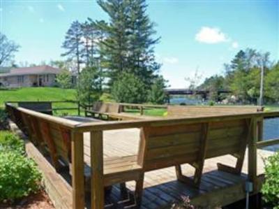 Nitschke's Resort Cabin #7 - Pet Friendly