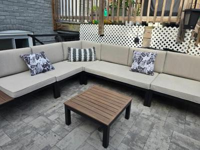 Beautiful Basement Suite & Outdoor Oasis