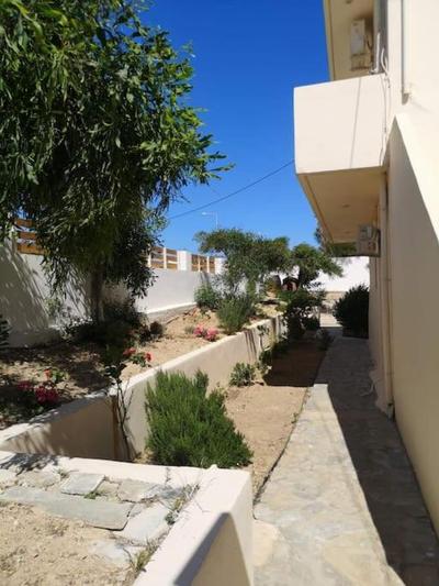 Lazaros&Pagona Houses Garden