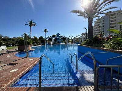 Frontal al mar Benalbeach