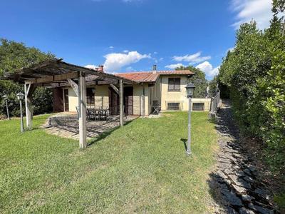 2PoggioValentine Mansion Nature