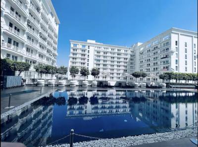 Blue Velvet Dlf my pad Gomtinagar